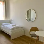 Hostel Minimal Kreuzberg *