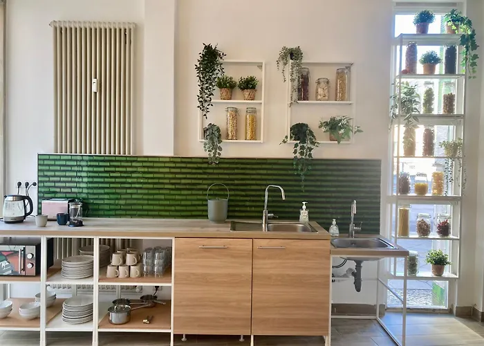 Minimal Kreuzberg بيت شباب *